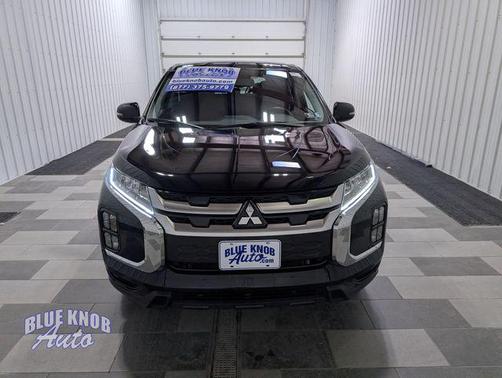 Labrador Black Pearl 2025 Mitsubishi Outlander Sport SE