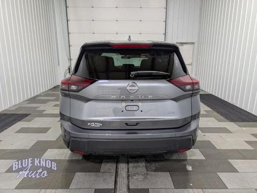 Gun Metallic 2025 Nissan Rogue SV
