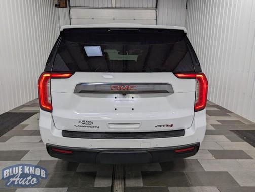 2024 GMC Yukon 4WD AT4