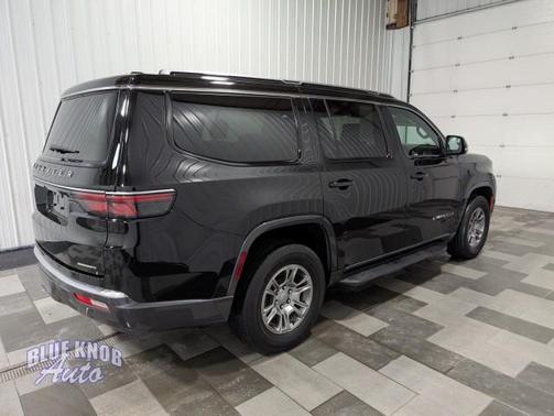 2022 Jeep Wagoneer Series I 4x4