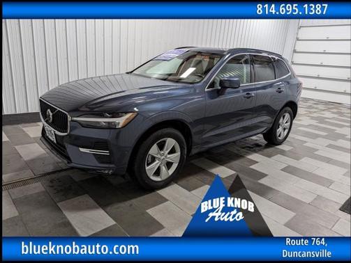 2022 Volvo XC60 B5 Momentum