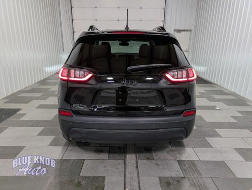 2023 Jeep Cherokee Altitude