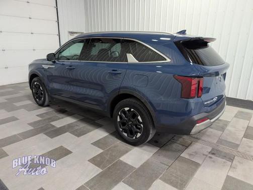 Midnight Lake Blue 2025 Kia Sorento S
