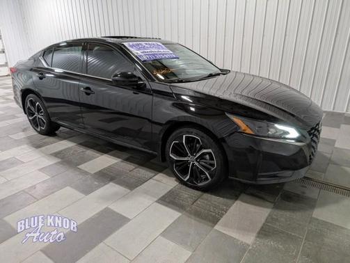 2023 Nissan Altima SR Intelligent AWD