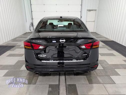 2023 Nissan Altima SR Intelligent AWD