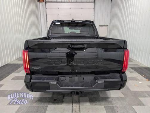 2025 Toyota Tundra Platinum