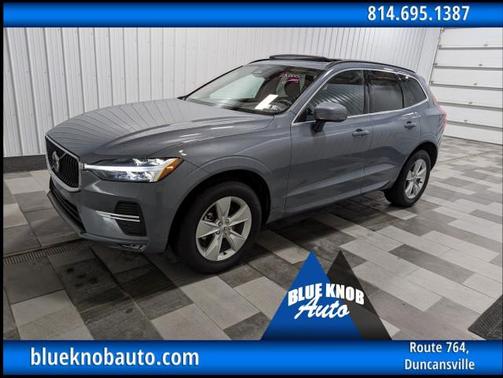2022 Volvo XC60 B5 Momentum