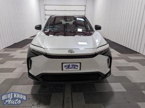 2024 Toyota bZ4X XLE