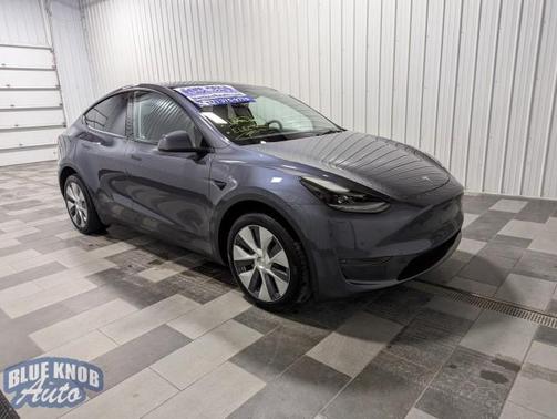 2023 Tesla Model Y Long Range Dual Motor All-Wheel Drive
