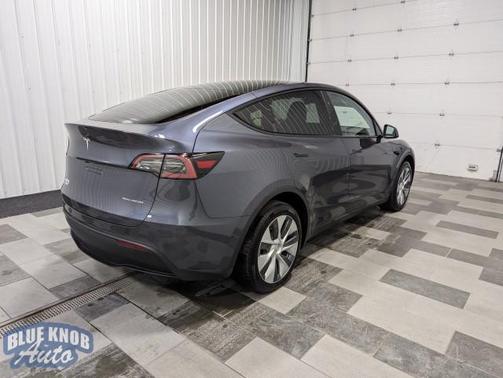 2023 Tesla Model Y Long Range Dual Motor All-Wheel Drive