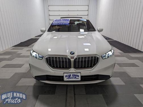 2024 BMW 530 i xDrive