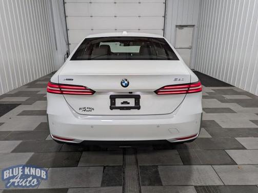 2024 BMW 530 i xDrive