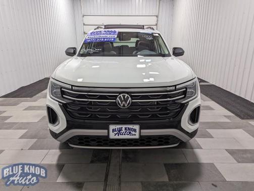 2024 Volkswagen Atlas 2.0T SE w/Technology 4MOTION