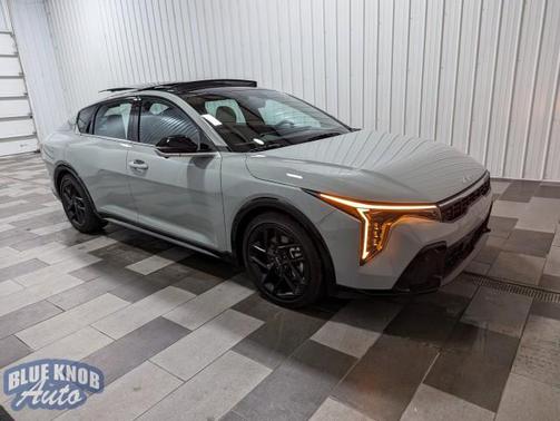 2025 Kia K4 GT-Line Turbo