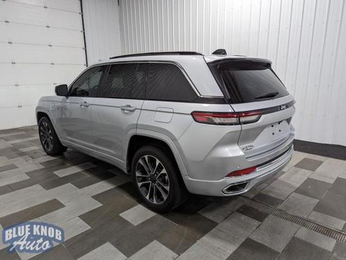 2023 Jeep Grand Cherokee 4xe Overland