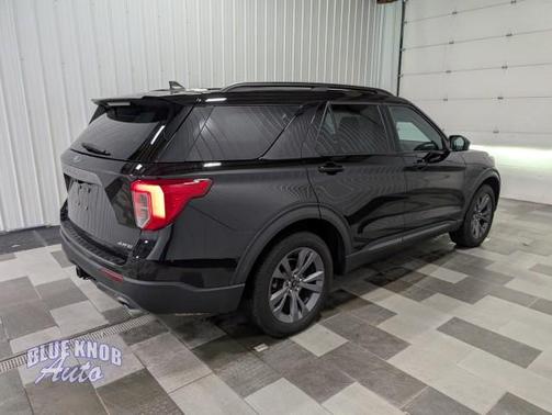 Agate Black Metallic 2023 Ford Explorer XLT