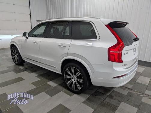 2023 Volvo XC90 Recharge Plug-In Hybrid T8 Plus 6-Seater