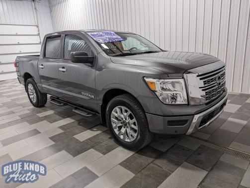 2024 Nissan Titan SV