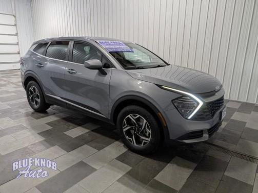 Everlasting Silver 2025 Kia Sportage LX