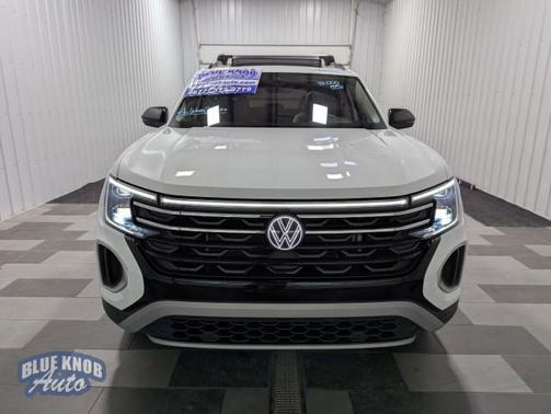2024 Volkswagen Atlas 2.0T SE w/Technology 4MOTION