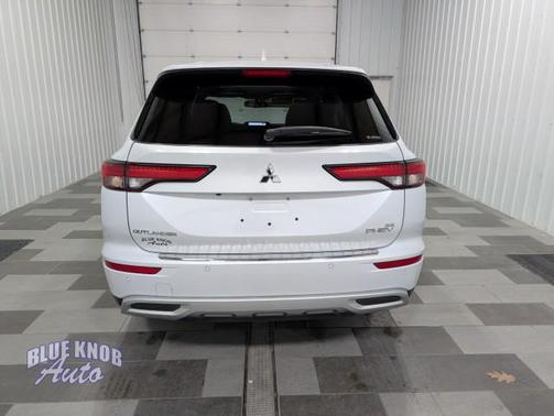2023 Mitsubishi Outlander PHEV SE S-AWC