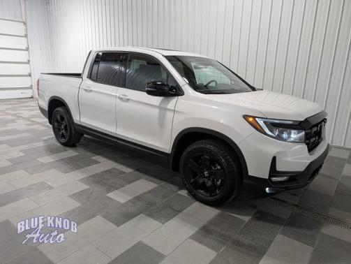 Platinum White Pearl 2025 Honda Ridgeline Black