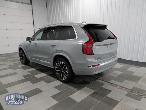 2025 Volvo XC90 B6 Plus 7-Seater