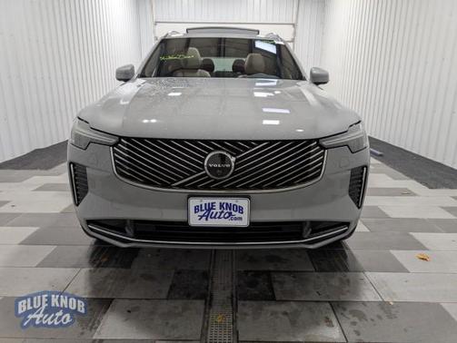 2025 Volvo XC90 B6 Plus 7-Seater