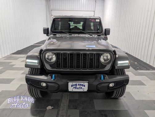 Granite Crystal Metallic Clearcoat 2024 Jeep Wrangler 4xe Sport S
