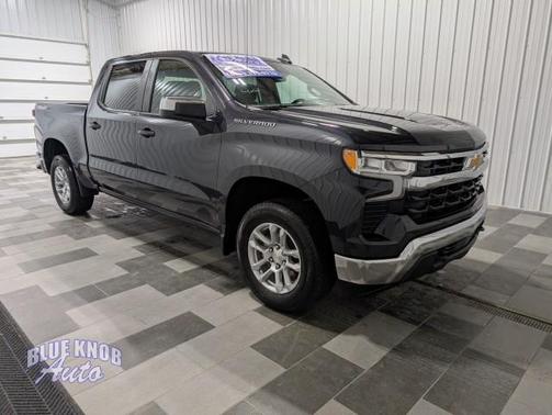 Dark Ash Metallic 2023 Chevrolet Silverado 1500 LT