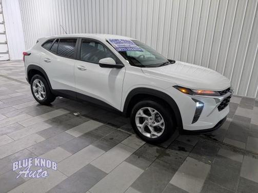 2024 Chevrolet Trax LS