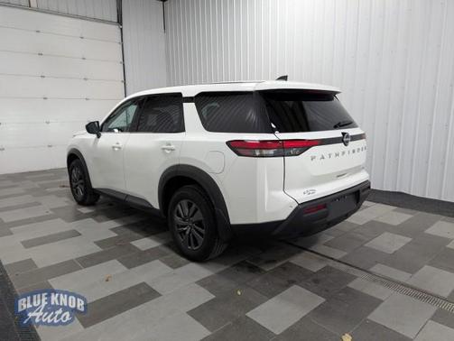 2024 Nissan Pathfinder S 4WD