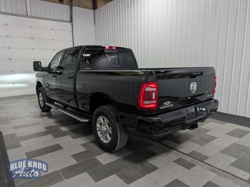 2024 RAM 3500 Laramie Crew Cab 4x4 6'4' Box