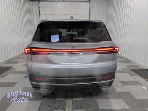 2025 Buick Enclave Preferred FWD