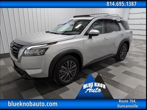 2022 Nissan Pathfinder SL 4WD