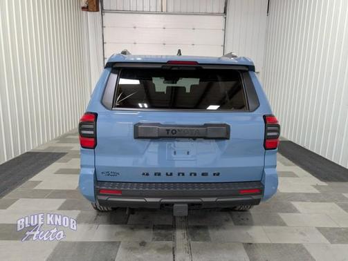 2025 Toyota 4Runner TRD Off Road