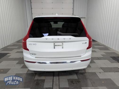 2024 Volvo XC90 B6 Plus Bright Theme 6-Seater