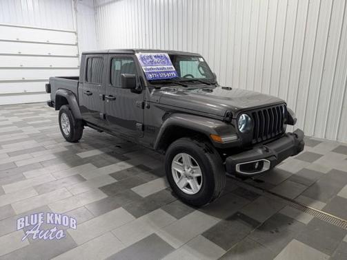 2023 Jeep Gladiator Sport S