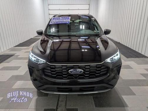 Agate Black Metallic 2025 Ford Escape ST-Line