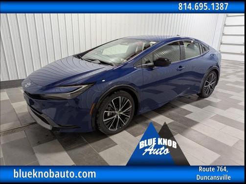 2025 Toyota Prius XLE