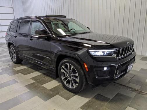 Photo 5 of 23 of 2021 Jeep Grand Cherokee Overland