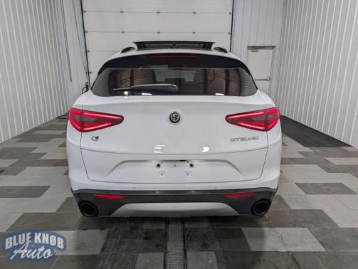 2022 Alfa Romeo Stelvio Ti