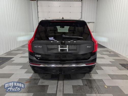 2025 Volvo XC90 B6 Plus 7-Seater