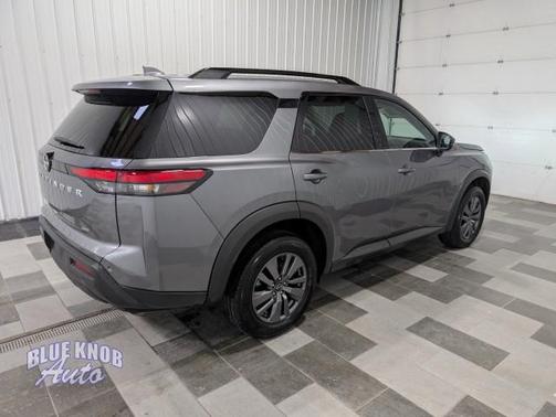 Gun Metallic 2025 Nissan Pathfinder SV 4WD