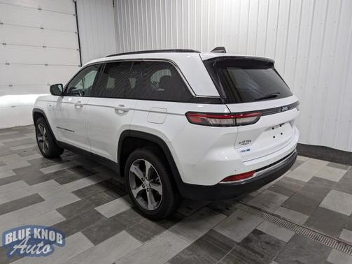 2023 Jeep Grand Cherokee 4xe Base