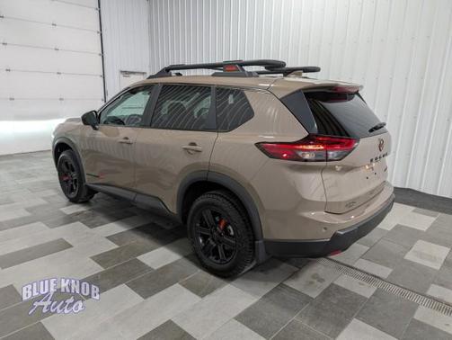 2025 Nissan Rogue Rock Creek