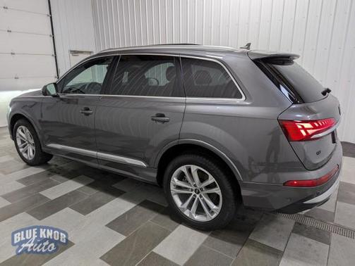 2025 Audi Q7 45 Premium