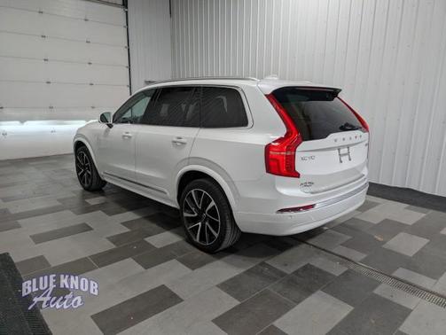 2023 Volvo XC90 B6 Plus 7-Seater