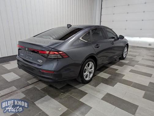 2025 Honda Accord LX 1.5T