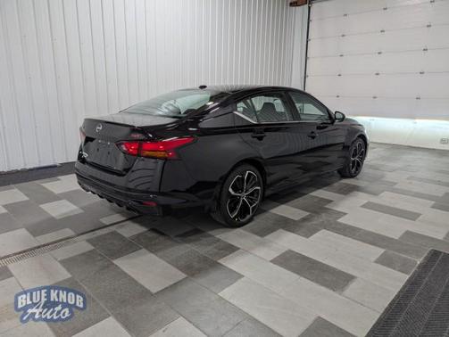 2024 Nissan Altima SR FWD